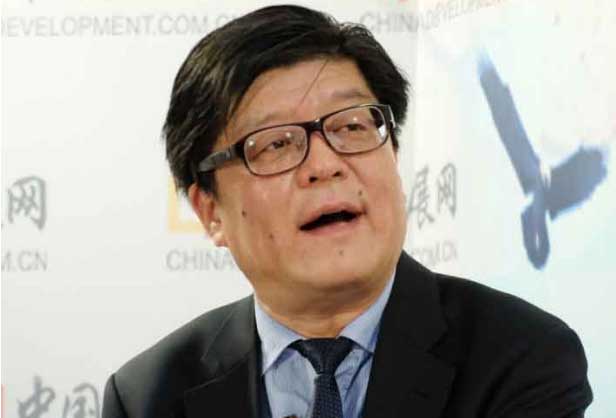 踏浪前行的领航人——记金晶（集团）董事长王刚
